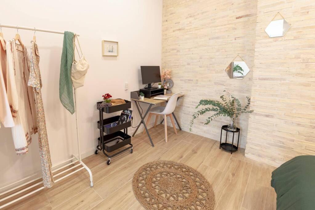 Rb - Urban Loft Retreat, Comfort & Good Location 瓦伦西亚 外观 照片