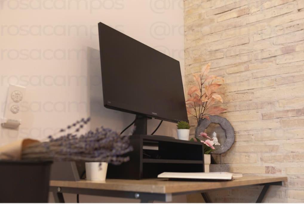Rb - Urban Loft Retreat, Comfort & Good Location 瓦伦西亚 外观 照片