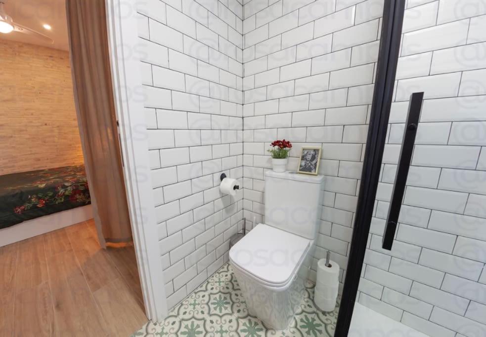 Rb - Urban Loft Retreat, Comfort & Good Location 瓦伦西亚 外观 照片