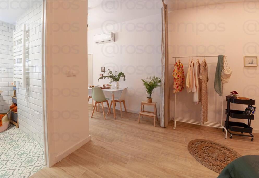 Rb - Urban Loft Retreat, Comfort & Good Location 瓦伦西亚 外观 照片