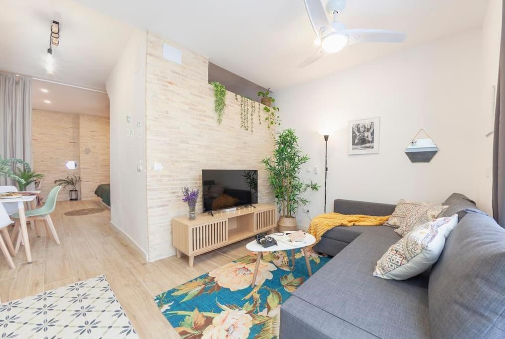 Rb - Urban Loft Retreat, Comfort & Good Location 瓦伦西亚 外观 照片