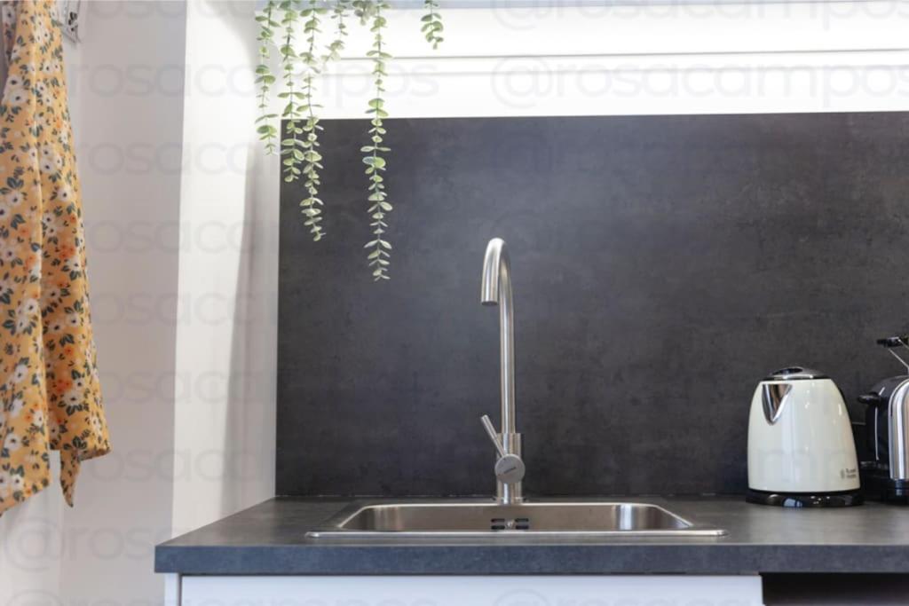 Rb - Urban Loft Retreat, Comfort & Good Location 瓦伦西亚 外观 照片